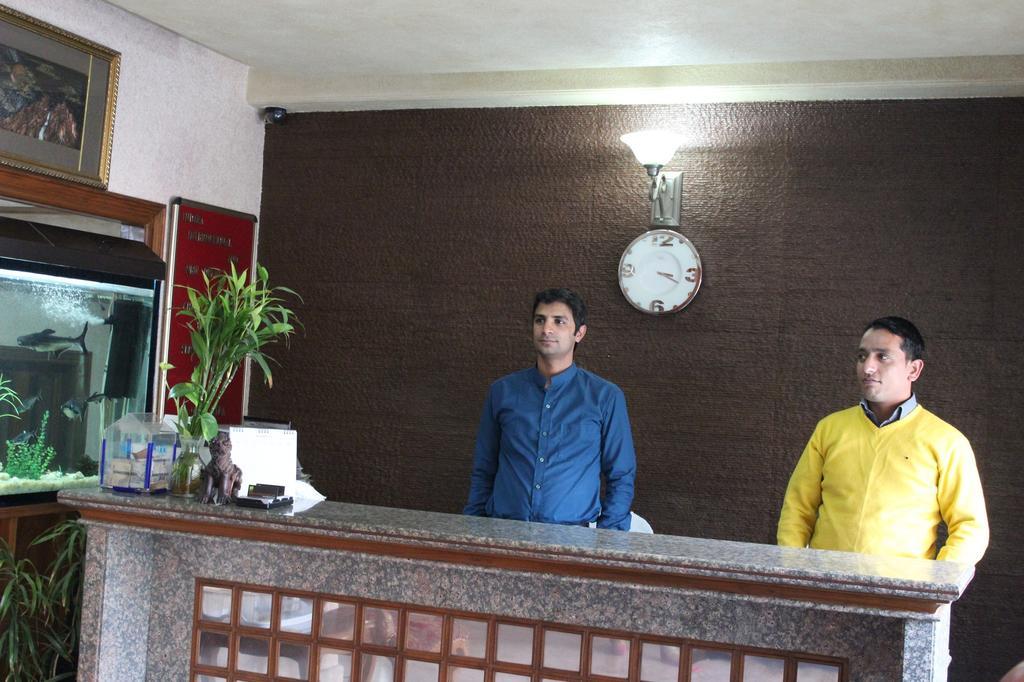 Indira International Inn New Delhi Extérieur photo